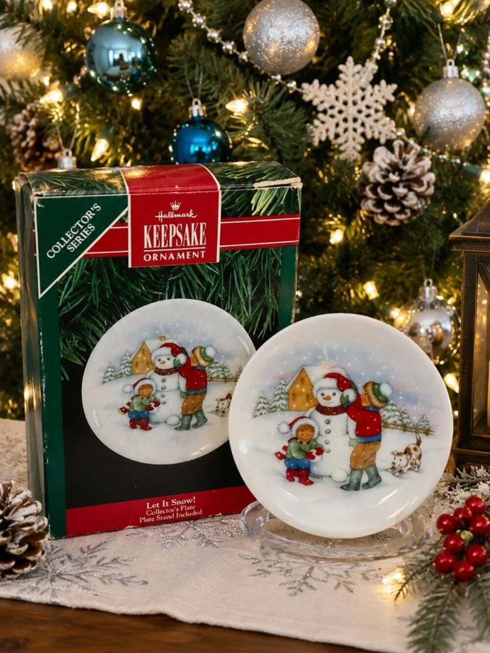 1991 Hallmark Keepsake Ornament Let It Snow Collector's Plate Fifth in Series Po